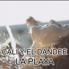 Videoclip Cali y el Dandee - "La Playa" (escrito y dirigido por Kim Gázquez). Música, Cinema, Vídeo e TV, Cinema, e TV projeto de Kim Gázquez - 29.11.2023