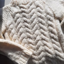 Il mio progetto del corso: Tecniche di lavoro a maglia con ferri circolari. Tricô, e Design têxtil projeto de Beatrice - 24.11.2023