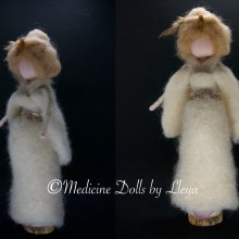 MEDICINE DOLL. Character Design, Arts, Crafts, Creativit, and Sewing project by Nathalie Tlili - 01.05.2024