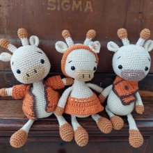 My project for course: Crocheting Amigurumi Animals for Beginners. Artesanato, Design de brinquedos, Crochê, Amigurumi, e Design têxtil projeto de daniela662 - 12.01.2024