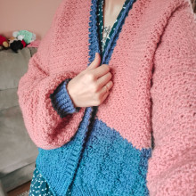 My project for course: Crochet: Design and Stitch Romantic Garments. Moda, Design de moda, Tecido, DIY, Crochê, e Design têxtil projeto de Gina - 02.02.2024