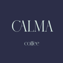 Mock ups Calma Coffee Shop. Un projet de Design , Br, ing et identité, Gestion de la conception, Design graphique, Conception numérique , et Design de présentation de Josefina Noguerol - 22.02.2024