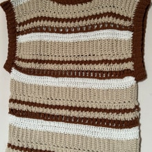 Mi proyecto del curso: Prendas a crochet llenas de color y textura. Fashion, Fashion Design, Fiber Arts, Crochet, and Textile Design project by Mely Borrego - 03.17.2024