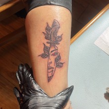 Il mio progetto del corso: Tatuaggio botanico con puntinismo. Un projet de Conception de tatouage de Marika Kielb - 27.03.2024