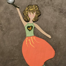 Mi proyecto del curso: Papel maché para principiantes: esculpe un personaje colorido. Un proyecto de Ilustración tradicional, Diseño de personajes, Diseño de juguetes, Art to y Creatividad con niños de Frida Abreu - 01.04.2024