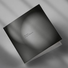 Meu projeto do curso: Design e encadernação de livro de fotos. Design, Photograph, Curation, Editorial Design, Graphic Design, and Bookbinding project by Isaltino Lemos - 03.31.2024