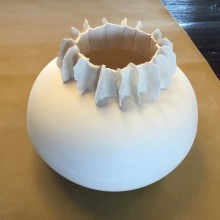 Paperclay vase. Un proyecto de Bellas Artes de mi.nouche - 09.04.2024