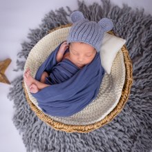 My project for course: Newborn Photography 101: Capture Their First Moments. Portrait Photograph, Digital Photograph, and Fine-Art Photograph project by Ralitsa Delova - 04.16.2024