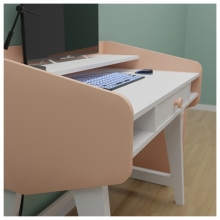 Computer table. Un proyecto de Diseño y creación de muebles					 de Alexandr Galuzin - 08.03.2024
