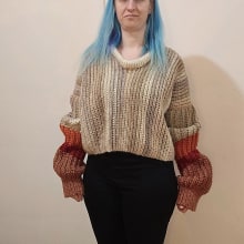 My project for course: Creating Garments Using Crochet. Un proyecto de Moda, Diseño de moda, Tejido, DIY, Crochet y Diseño textil de Anne-Marie Vaillancourt - 21.04.2024