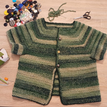 top down con santa patienzia. Un proyecto de Creatividad, Costura y Crochet de Anna Lisa Z - 22.04.2024