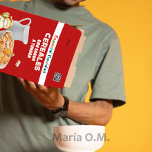 Diseño caja de cereales.. Un proyecto de Packaging y Retoque fotográfico de María Ortiz - 22.04.2024