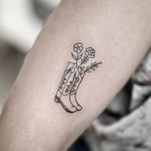 Mi proyecto del curso: Tatuaje fine line: la sutileza de la línea. Traditional illustration, Drawing, and Tattoo Design project by Isabel Carmona Vicedo - 05.03.2024