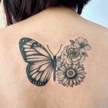 My project for course: Fine Line Tattoo Techniques: Create Meaningful Designs. Ilustração tradicional, Desenho, e Desenho de tatuagens projeto de Anna Miller - 27.04.2024