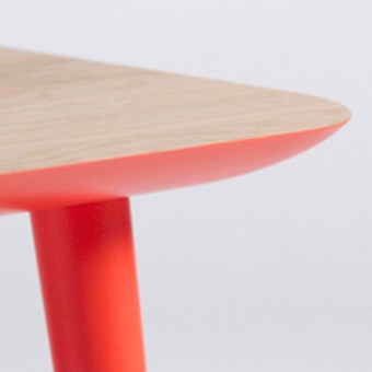 Mesitas Balea Colección. Furniture Design, Making, Industrial Design, Interior Design, and Product Design project by Muka Design Lab - 02.16.2014