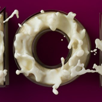 MOLOKO Ultraviolence Milk. Ilustração tradicional, 3D, e Tipografia projeto de Zigor Samaniego - 26.10.2014