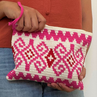Proyecto diseño de patrón en crochet. Un proyecto de Diseño de complementos, Moda, Pattern Design, Tejido, DIY y Crochet de Diana Lazcano - 13.10.2021
