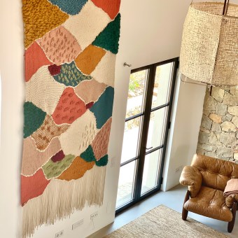 Casas Particulares: Tapeçarias, Esculturas de parede, Telas. Un proyecto de Artesanía, Tejido y Diseño textil de Diana Cunha - 26.08.2020