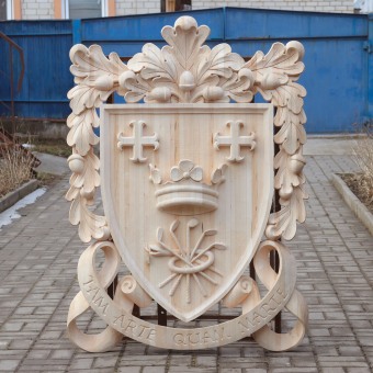 Wood carving. Coat of arms. Carved crest made of linden (basswood) wood. Woodworking project by Oleksandr Hrytsai - 06.23.2023