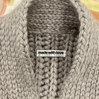 My project for course: Creating Garments Using Crochet. Un proyecto de Moda, Diseño de moda, Tejido, DIY, Crochet y Diseño textil de Rachel B - 17.08.2023