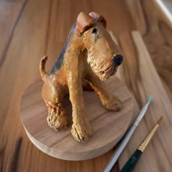 clay dog sculpture. Escultura projeto de frotown - 17.04.2024