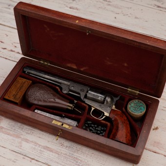 Mi proyecto del curso: Colt 1851 Navy Revolver. Un projet de 3D, Modélisation 3D, Jeux vidéo , et Conception de jeux vidéo de Charlie Cupper - 20.04.2024