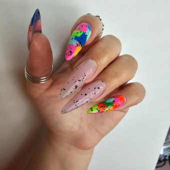 My project for course: Introduction to Nail Art. Design, Traditional illustration, Fashion, Painting, Pattern Design, Decorative Painting, Lifest, and le project by Ralitsa Georgieva - 04.27.2024