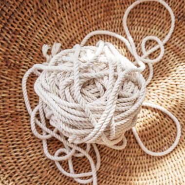 Weaving Tutorial: Macramé Carpet Knot