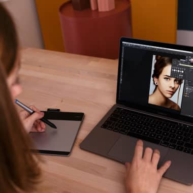 5 Essential Photo Retouching Courses for Perfectionists