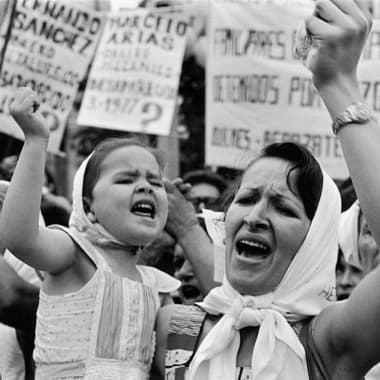 6 fotógrafas que retrataron las grandes luchas de las mujeres