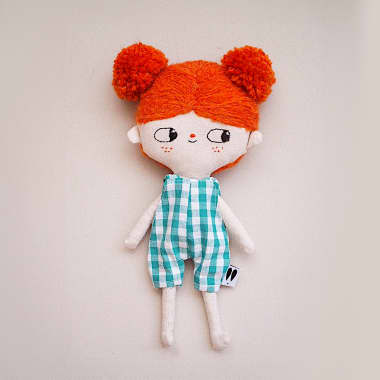 Tutorial: How to make clothes for fabric dolls the easy way