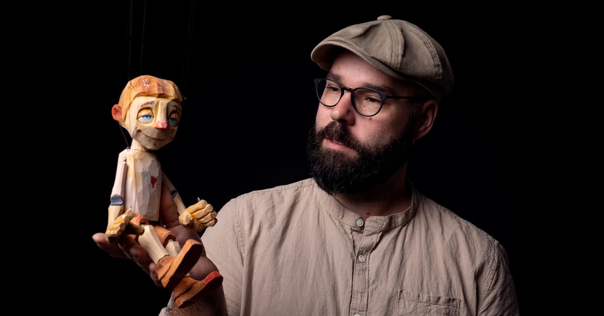 Marionnettes en bois : Fabriquer des marionnettes à partir de rien, «  Marionnettes en bois : créez des pantins de A à Z » (ludekburian)