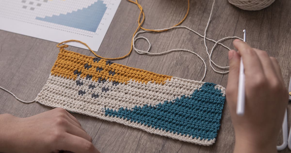 What Is Intarsia Crochet, and What Do You Need to Get Started? Domestika
