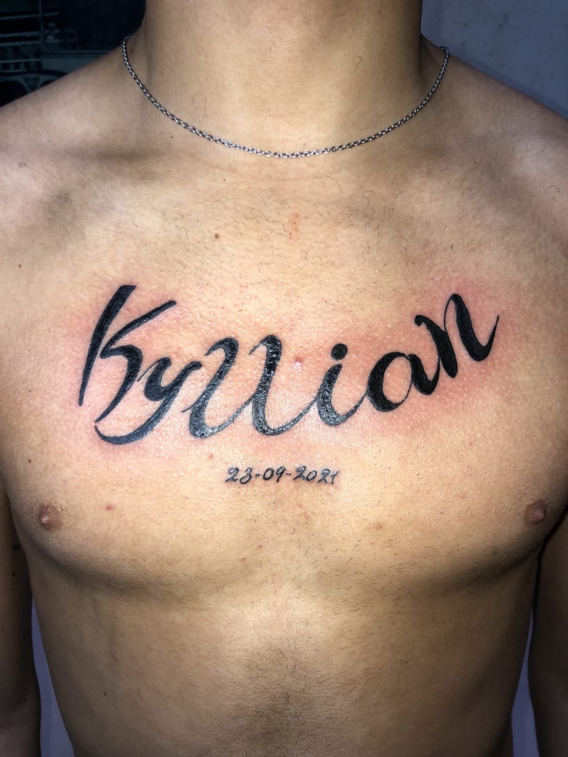 Meu projeto do curso: Tatuagem de letras cursivas à mão livre