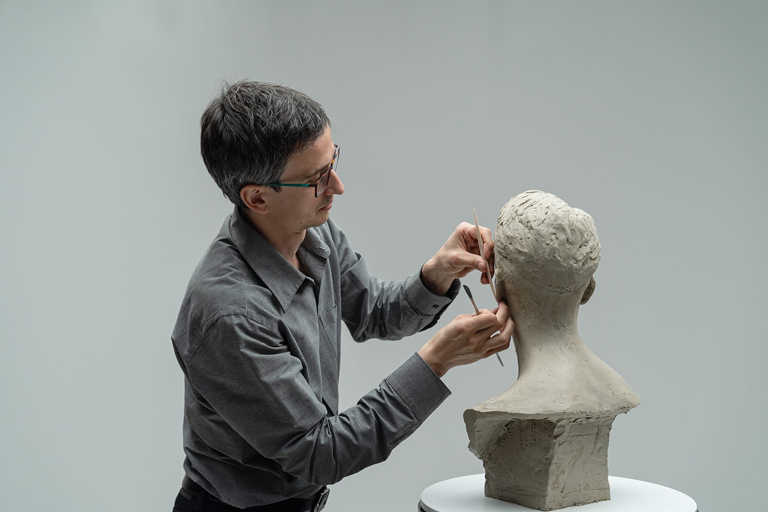 Sculpting Hair  Sculpture art clay, Sculpting clay, Sculpture techniques
