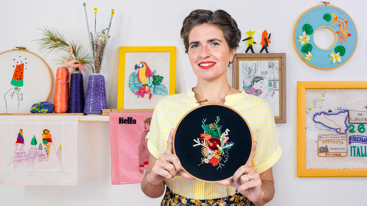 Valutazioni Di Tecniche Avanzate Di Ricamo Punti E Composizioni Con Volume Senorita Lylo Domestika Bordado y personalizacion de accesorios . domestika