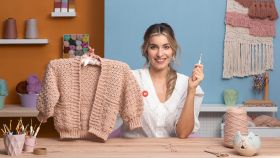 Crochê: design e confecção de roupas com estilo romântico