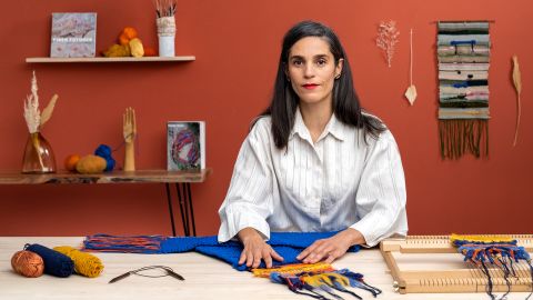 Tapestry- und Strickkunst für Kleidung und Accessoires