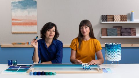 Tejer: Experimentación con colores, motivos y materiales 