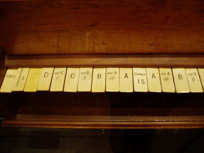 Devons’ logic piano. Credit: WikiCommons