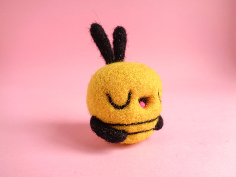 Tiny Toy - Bee 2