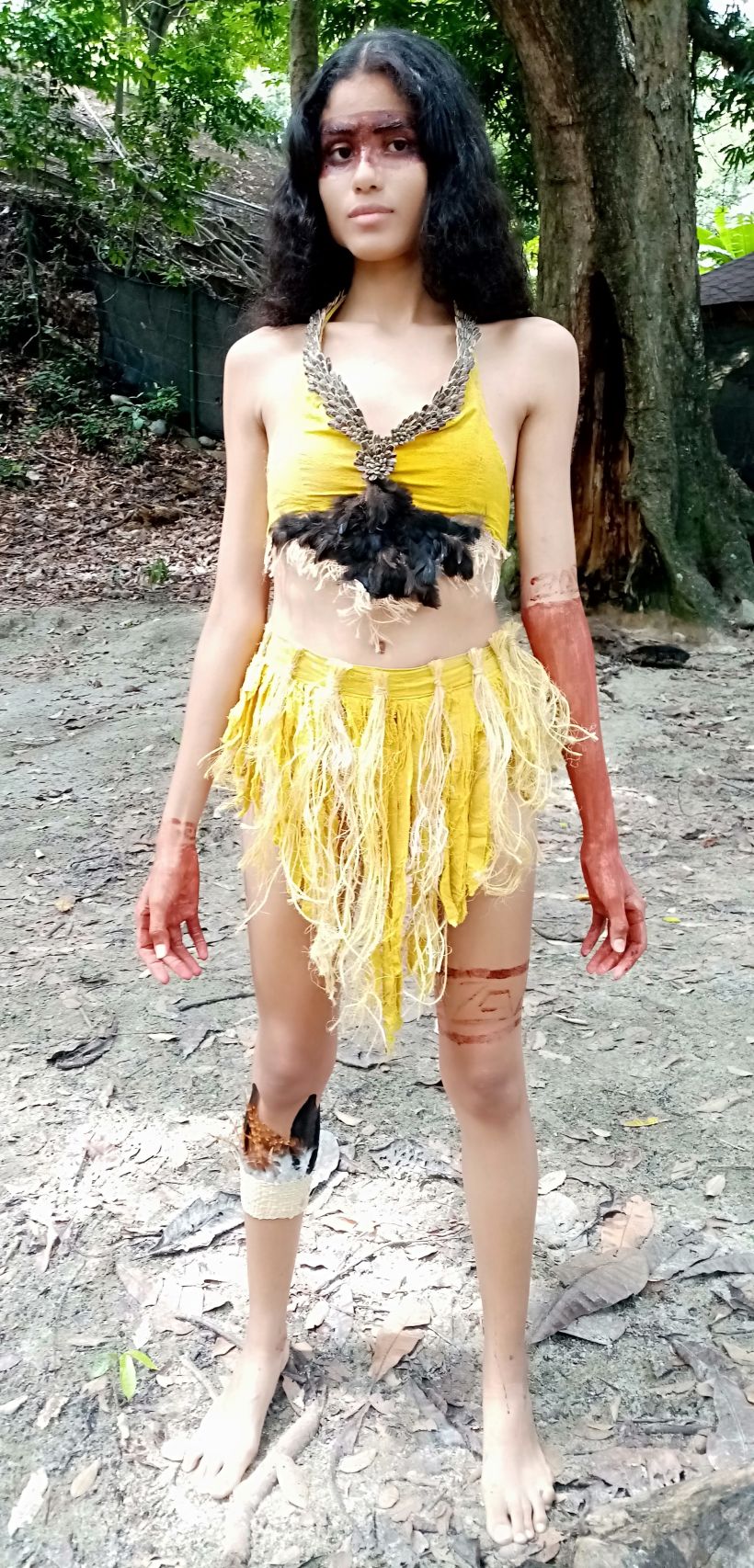 Vestuario del personaje Yova, una indígena ofrecida al sacrificio.