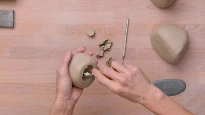 Tutorial Cerámica: cómo hacer una maceta en forma de piedra con arcilla 11
