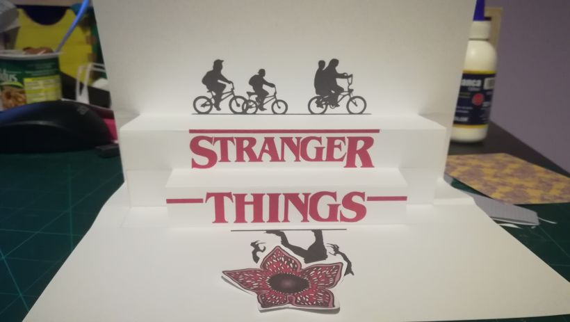 Stranger Things – il Libro Pop-Up Definitivo