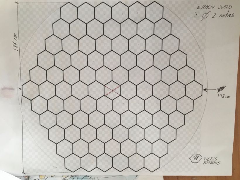 Diseño para pavimentos de espejos hexagonales. Inicialmente eran 91 piezas, luego tuve que reducir a 61 