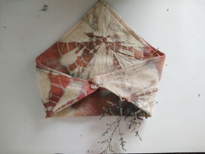 Mi Proyecto del curso: Introducción al teñido shibori 7