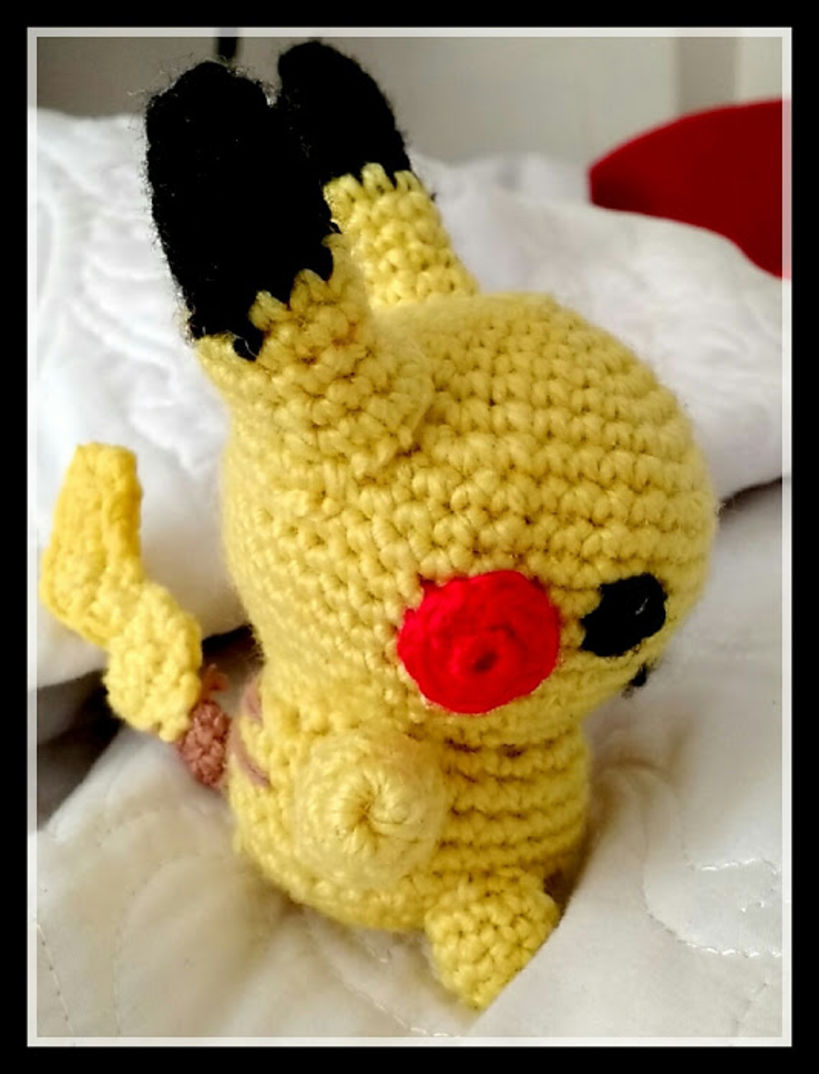 Amigurumi hecho a crochet con algodón, para mi hijo mayor. Vista lateral