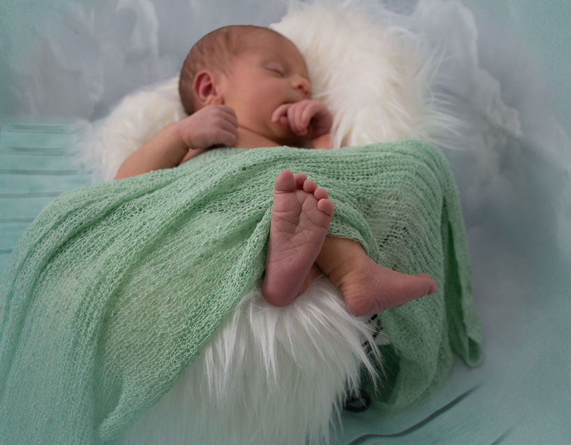Mi Proyecto del curso: Introducción a la fotografía newborn 3