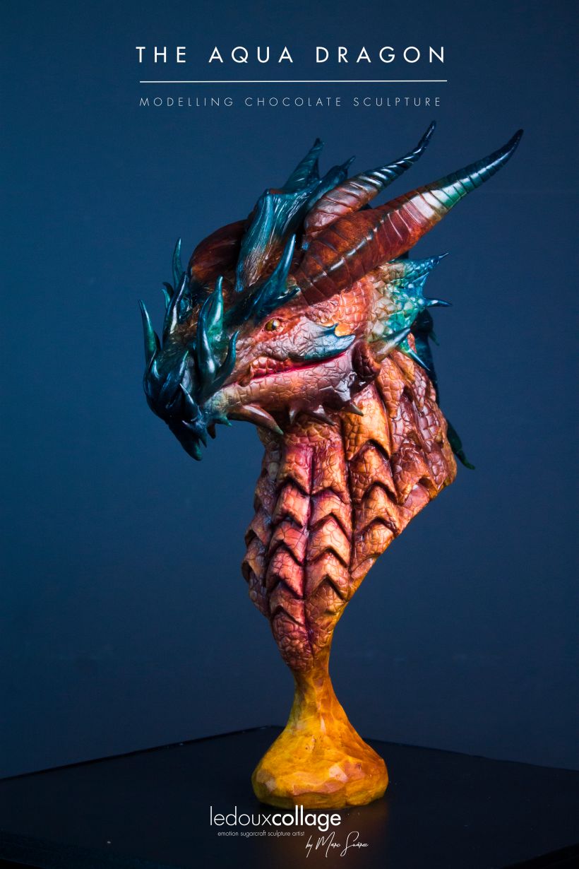 Escultura en chocolate de un dragón 2