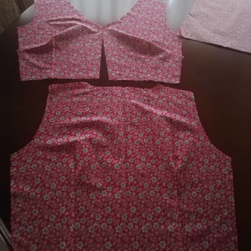 Mi Proyecto del curso: Máquina de coser para principiantes: crea tu primer vestido 6